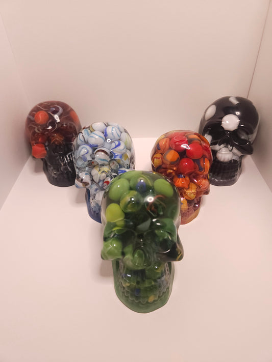 Skull with marbles (large)